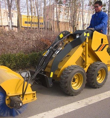 HIXEN mini wheeled skid steer loader