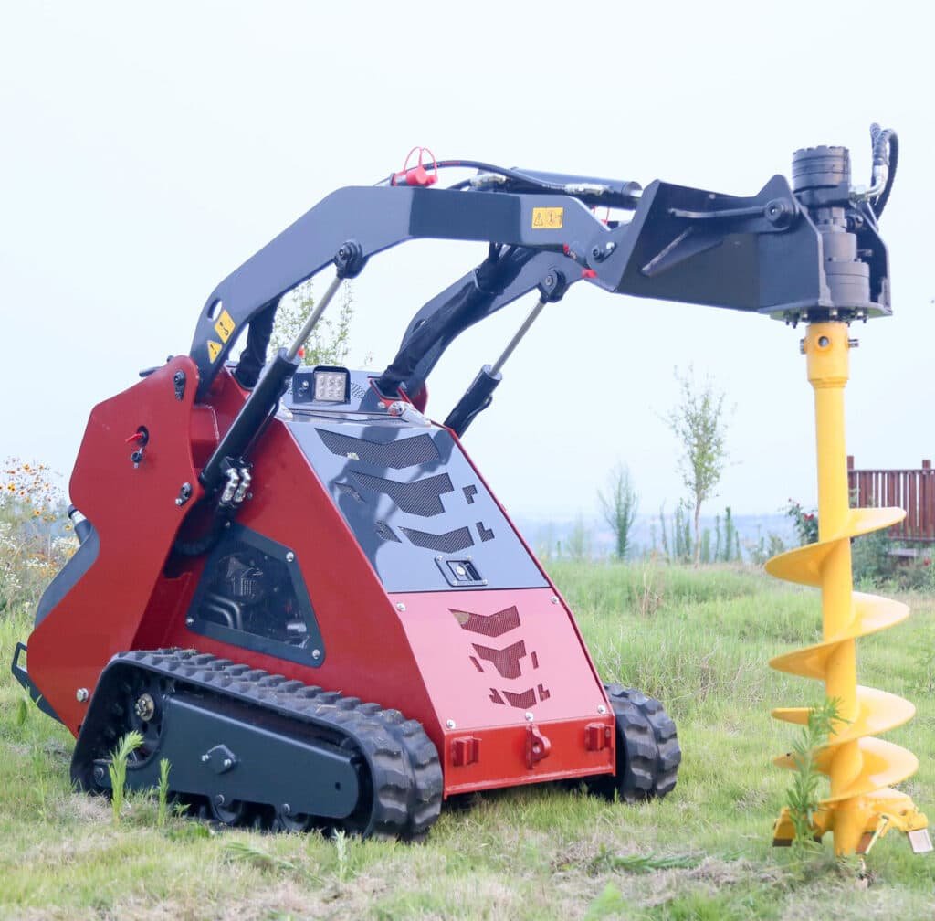 HIXEN COMPACT SKID STEER LOADER