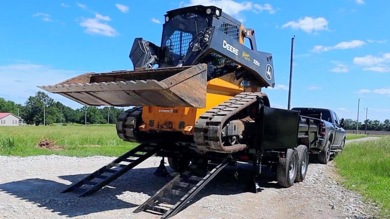 Loading & Transporting Crawler Skid Steer Loader Safely